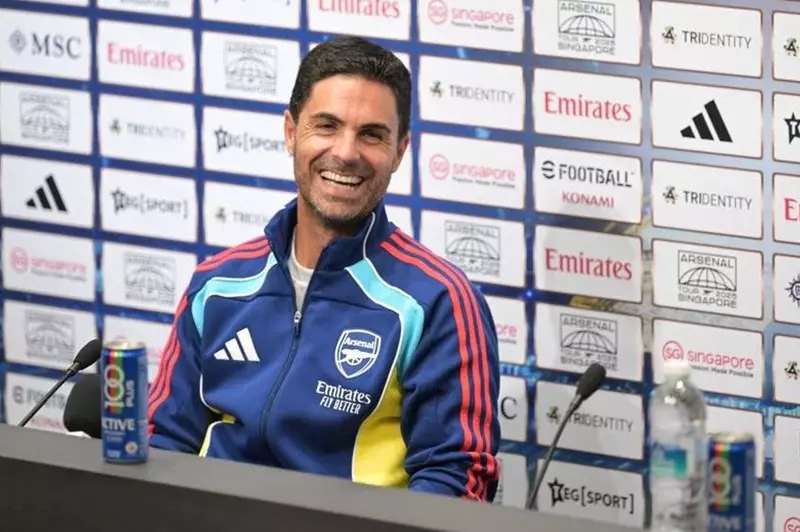 ميكيل أرتيتا مدرب أرسنال